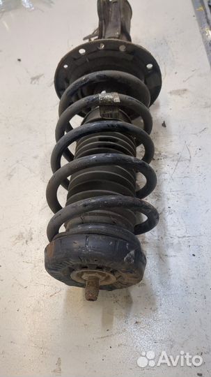 Амортизатор подвески правый передний Opel Mokka