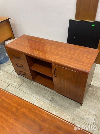 Тумбочка офисная