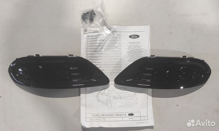 Накладки на выхлопную трубу для Mondeo 2015