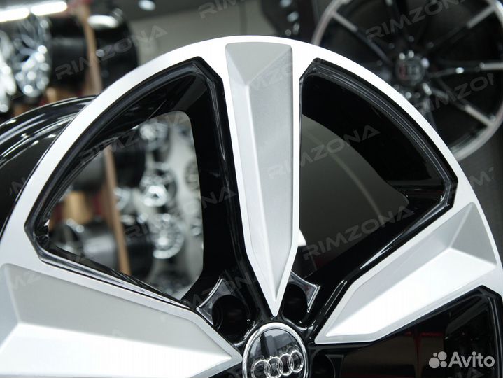 Литые диски RS5 2018 R18 для Audi. Рассрочка