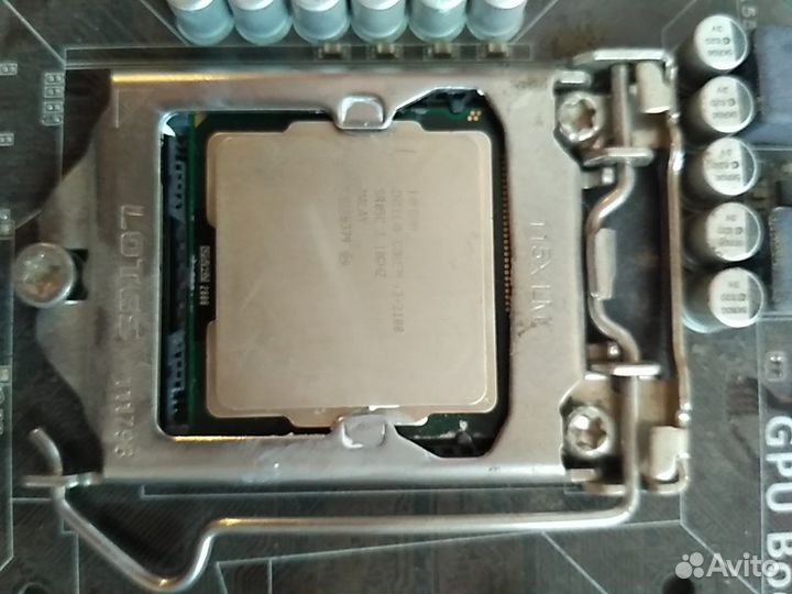 Asus P8H61-MX R2.0 intel core i3-2100