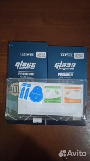 Защитное стекло Samsung a8