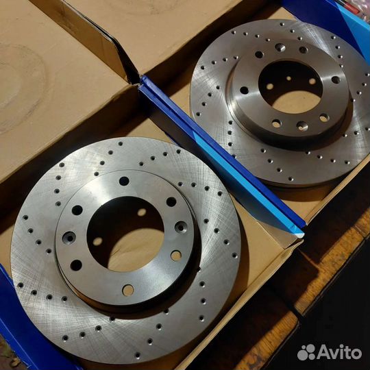 Перфорация тормозных дисков