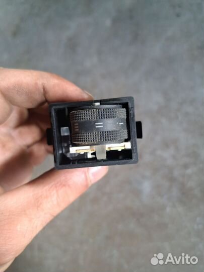 Кнопка корректор фар Audi A6 C6