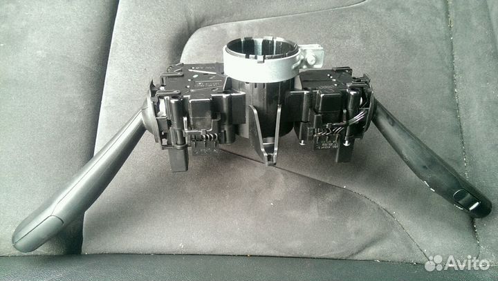 8R0953502J Подрулевой переключатель Audi A4 В8