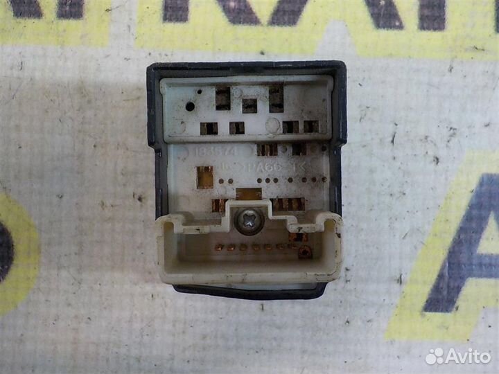 Переключатель регулировки зеркала Toyota Corolla