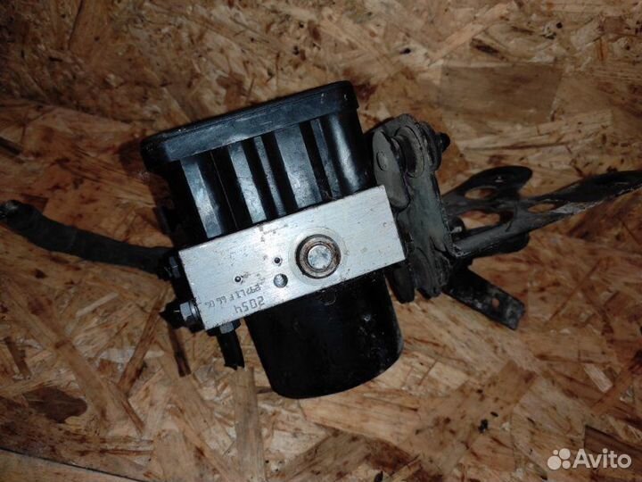 Блок abs Volkswagen Caddy 2KA 1.9 BLS 2007