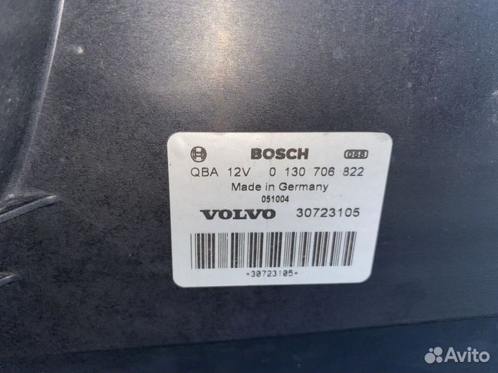 Диффузор радиатора Volvo V70 SW 30723105