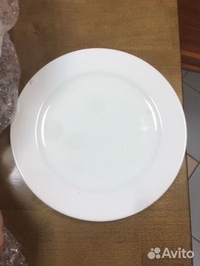 Посуда керамическая, горшки, салатники, тарелки