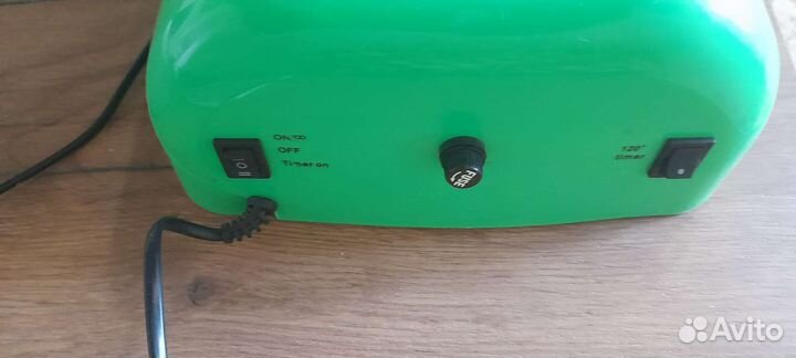 Лампа для ногтей