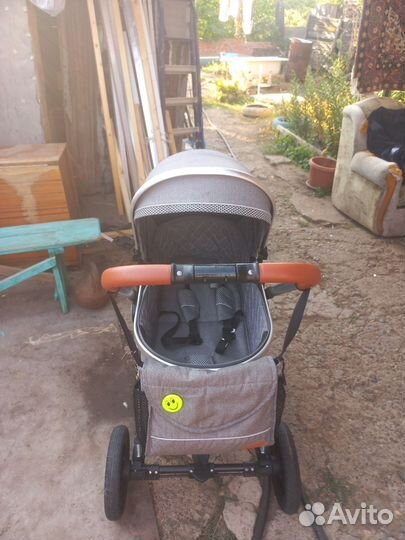 Прогулочная коляска luxmom