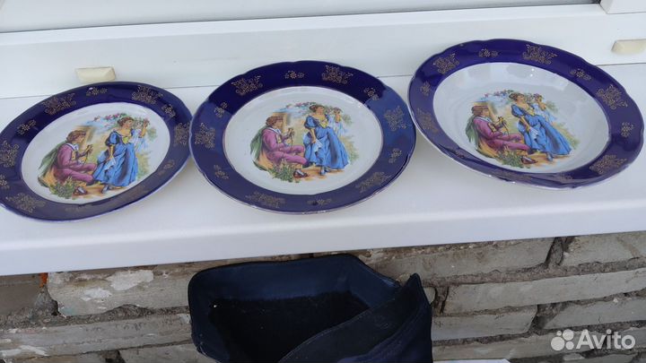 Набор фарфоровых тарелочек, мадонна, кобальт