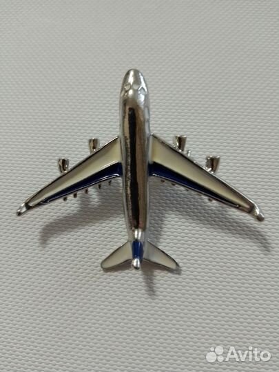 Брошь Самолёт