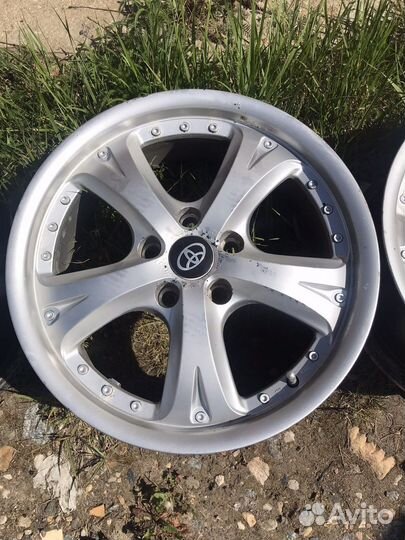 Диски 5x114.3 R17