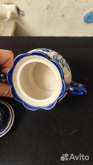 Фарфоровая сахарница 