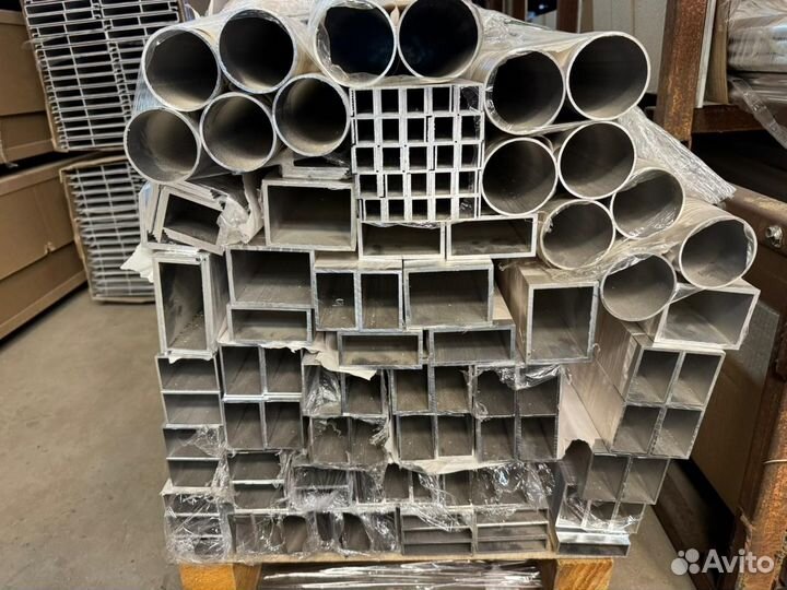 Алюминиевая круглая профильная труба 50х2 6000 мм