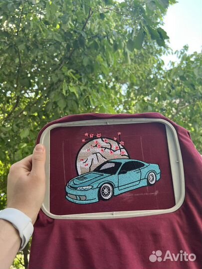 Вышивка на футболке