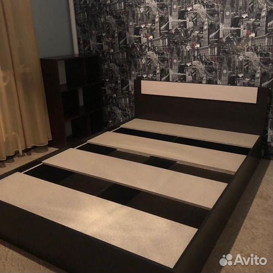 Кровать 