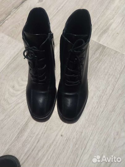 Обувь женская 39 размер