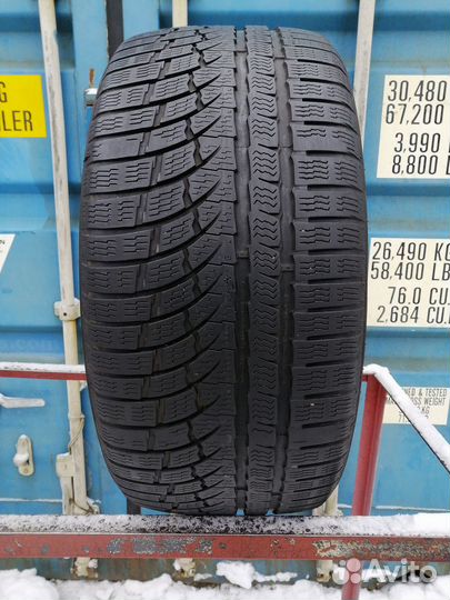 Nokian Tyres WR A4 255/35 R20