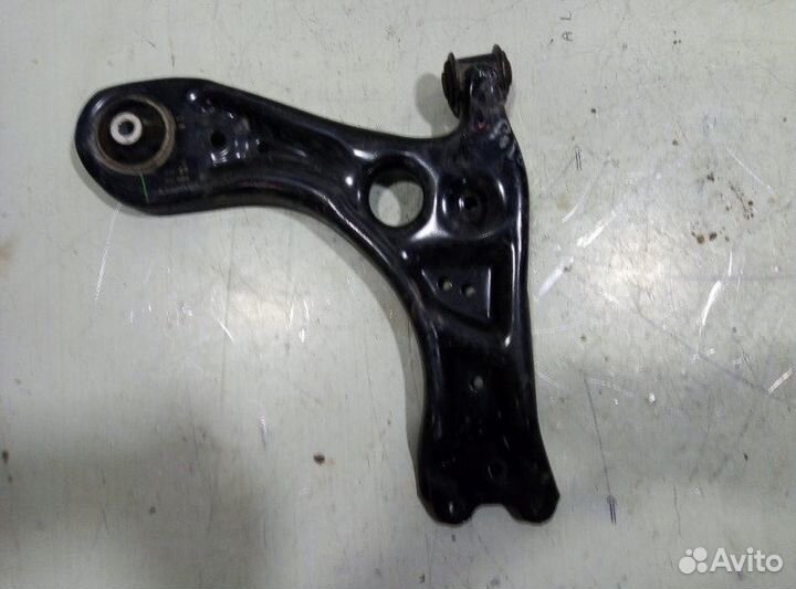Рычаг передний правый передний правый Volkswagen