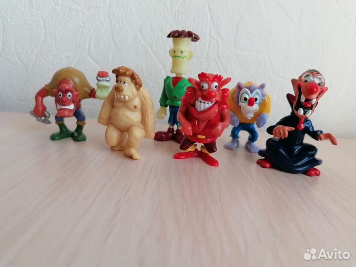 Киндер- сюрприз монстры