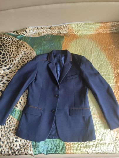 Костюм школьный на мальчика 140- 146 см