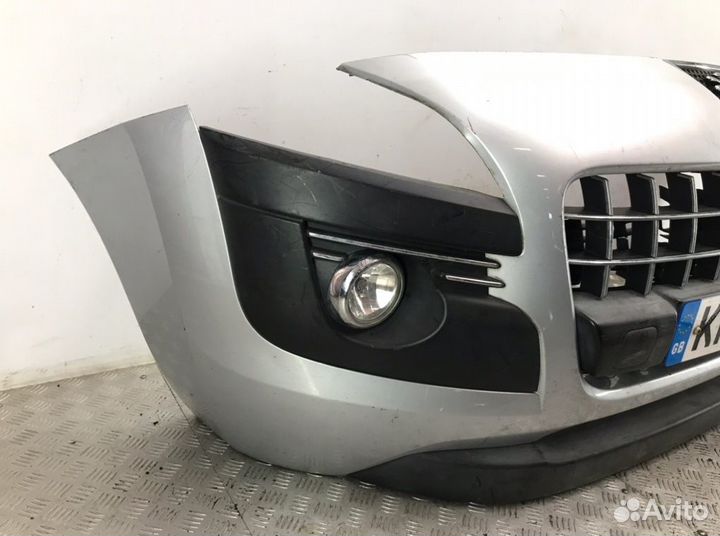 Бампер передний Peugeot 3008 1.6 HDI 2010