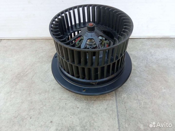 Моторчик печки Volkswagen Sharan 1 7M0819167