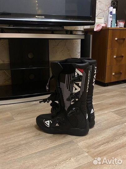 Мотоботы кроссовые 42 атаки