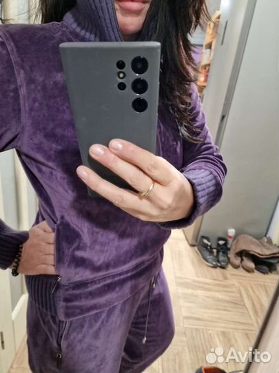 Спортивный костюм женский