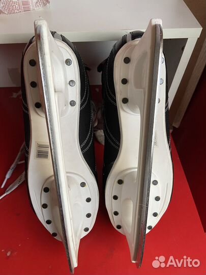 Коньки хоккейные 44 размер