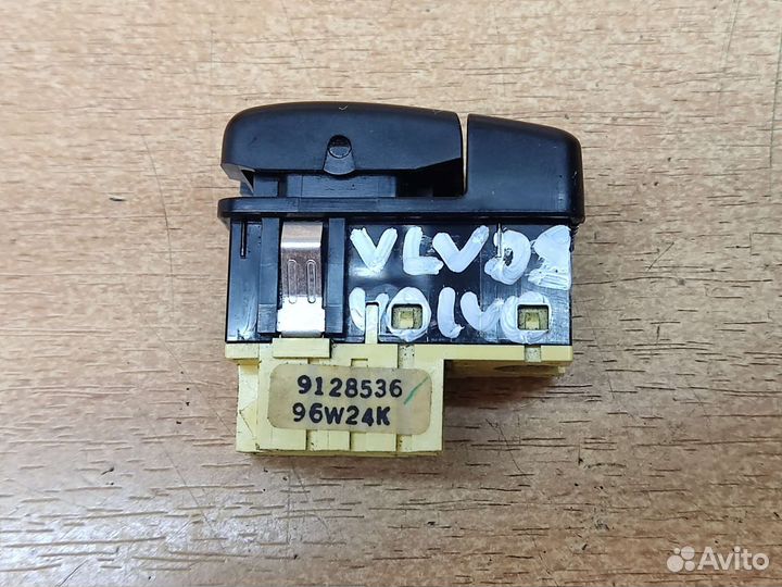 Кнопка противотуманнных фар, Volvo 960
