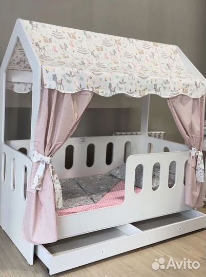 Детская кроватка домик + матрас в подарок