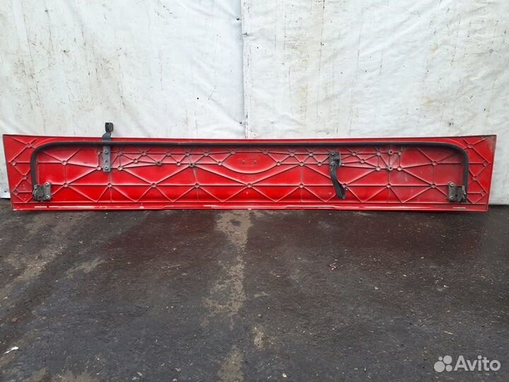 Решетка радиатора, верхняя mercedes-benz Axor 2 18