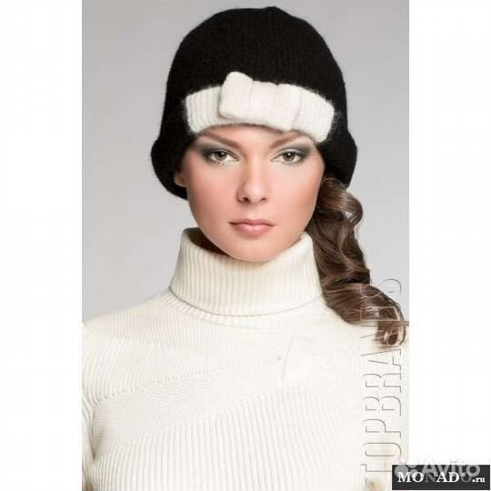 Шапка red Valentino