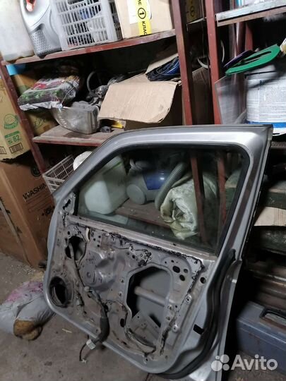 Дверь nissan bluebird передняя правая