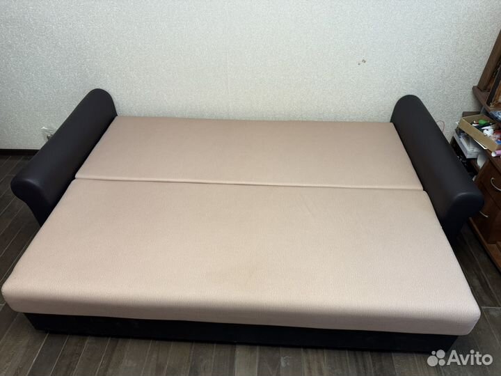 Диван прямой раскладной