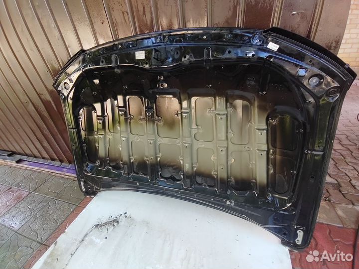 Капот Toyota Land Cruiser 200 дорест 2007-2015