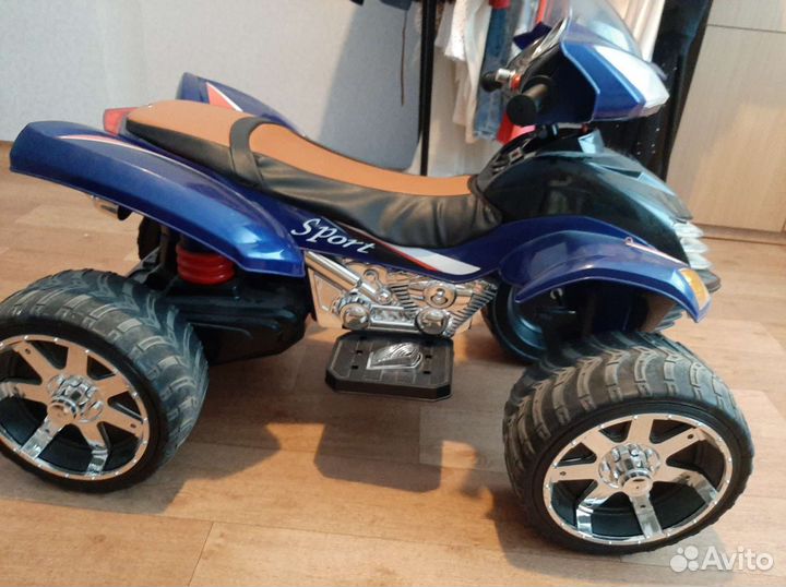 Детский квадроцикл на аккумуляторе бу