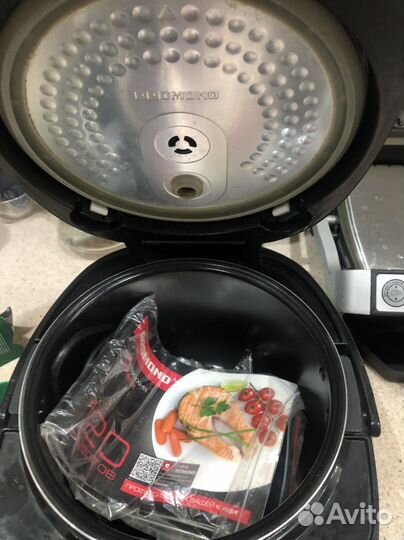 Мультиварка redmond rmk m231