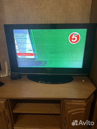 Телевизор samsung