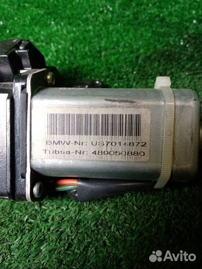 Доводчик багажника Bmw 740I E65 N62B40A 2007