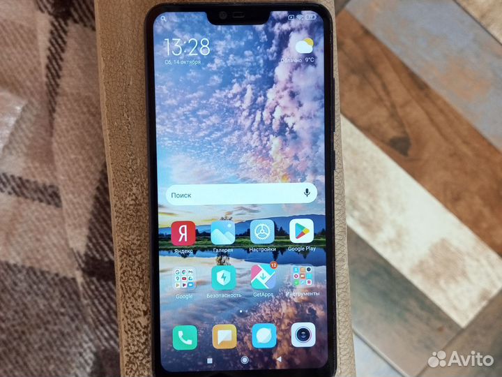 Xiaomi Mi 8 Lite, 4/64 ГБ