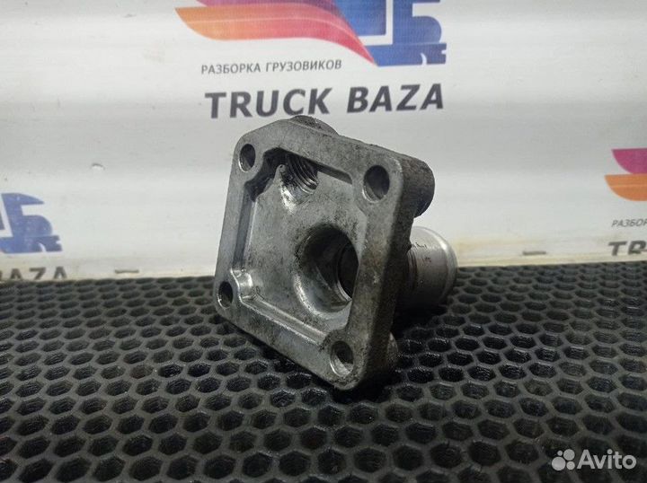 Фланец под масляный щуп