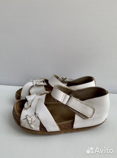 Сандалии Zara