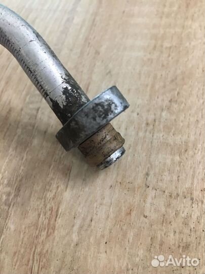 Трубка кондиционера 7700428859 симбол клио