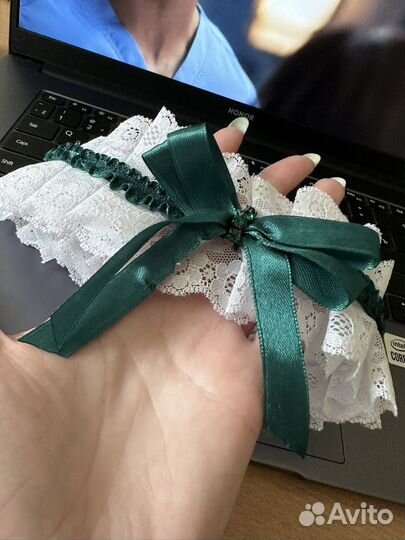 Свадебная подвязка