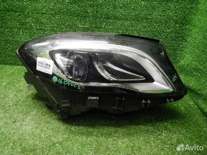 Фара правая Mercedes-Benz GLA-Class