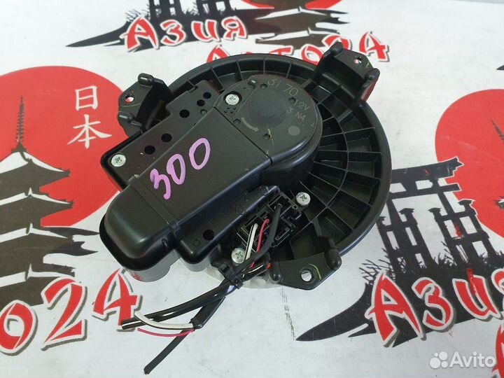 Вентилятор печки Toyota Ractis NCP122 1NZ-FE 2011